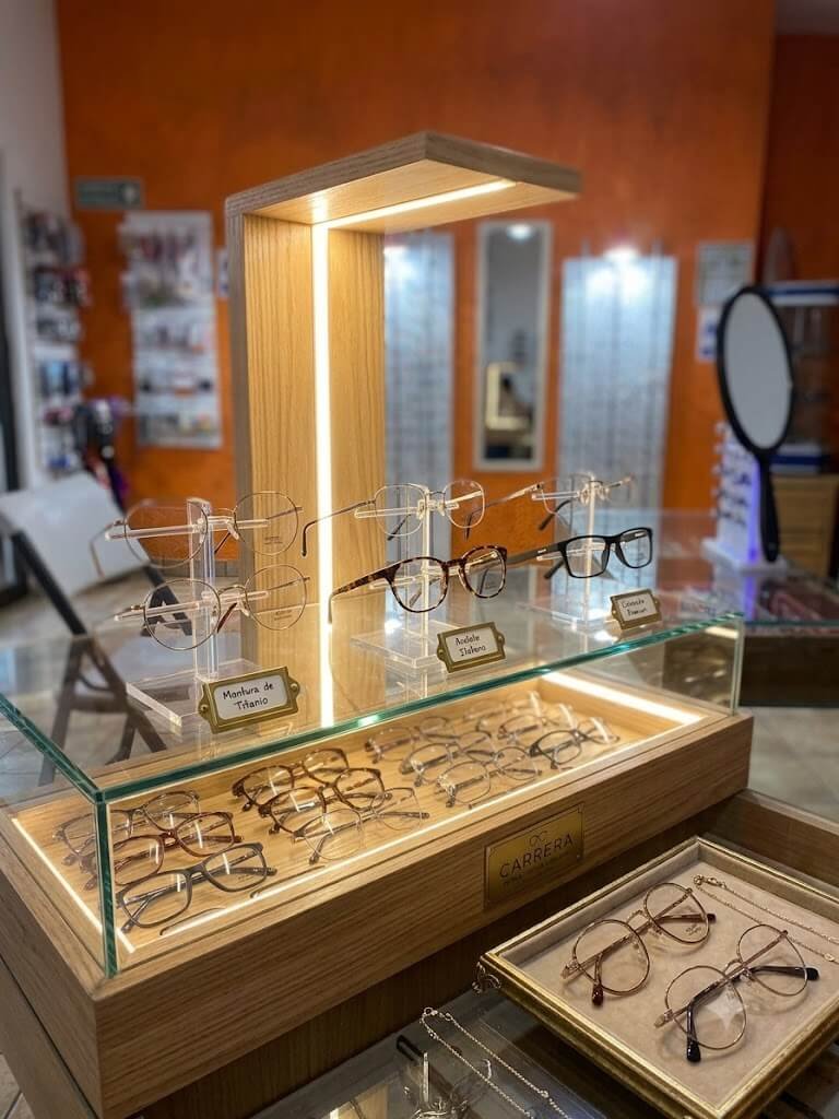 Armazones de moda en OptikModa, óptica en Huixquilucan